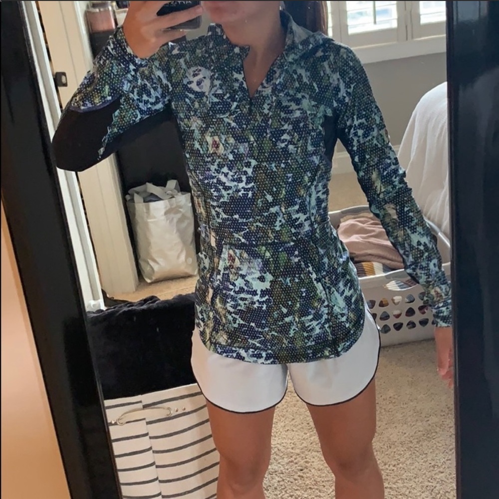 Women’s lululemon size 4 jacket